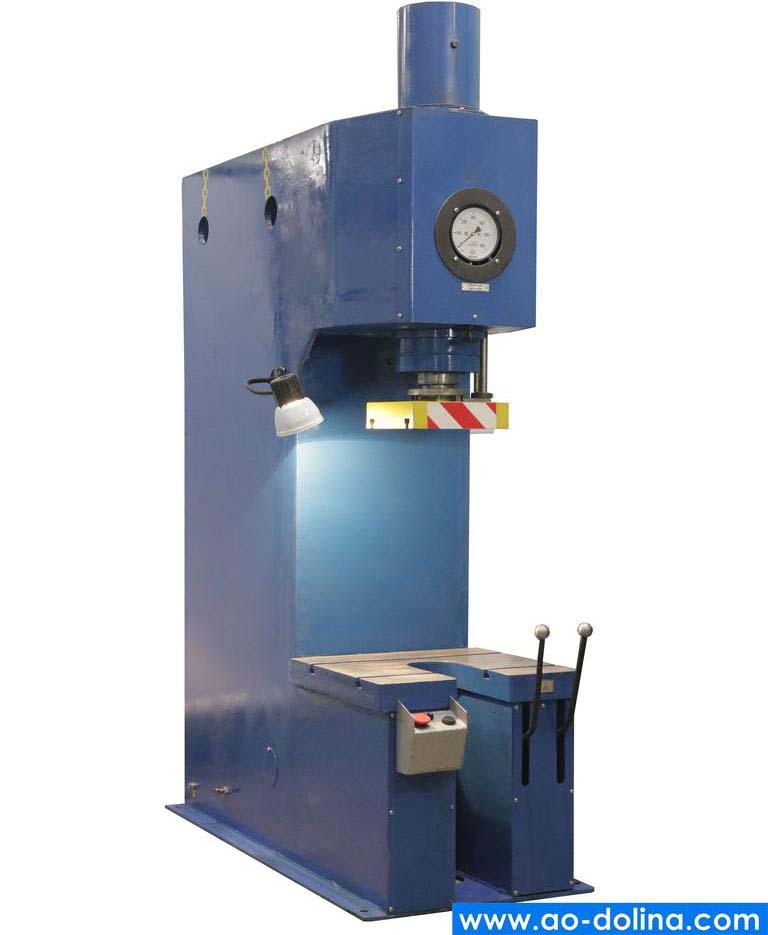 Фото пресса гідравлічного одностоечного правильно запрессовочного П6326Б